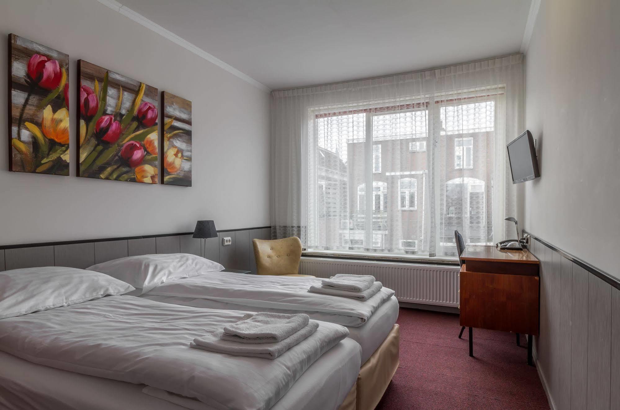 Hotel Randenbroek Amersfoort Bagian luar foto
